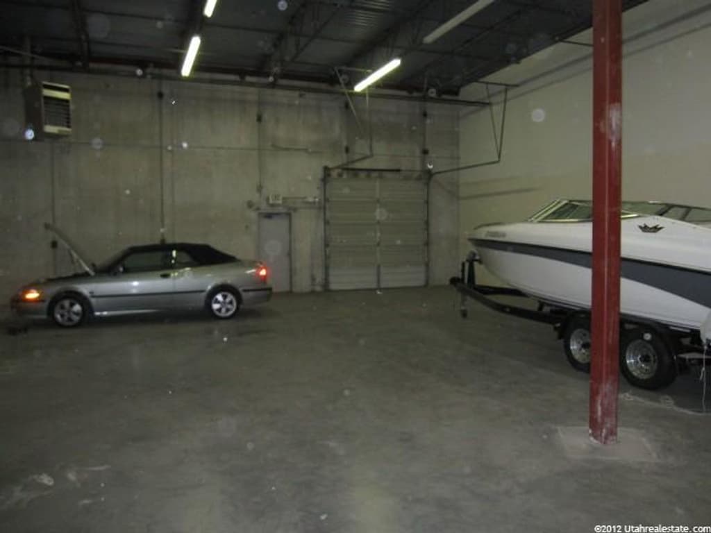 2451 S 600 W Salt Lake City UT Commercial Lease - photo 4 of 6
