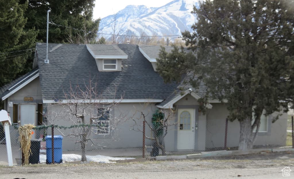 6 N 400 W - Property photo 1 of 6