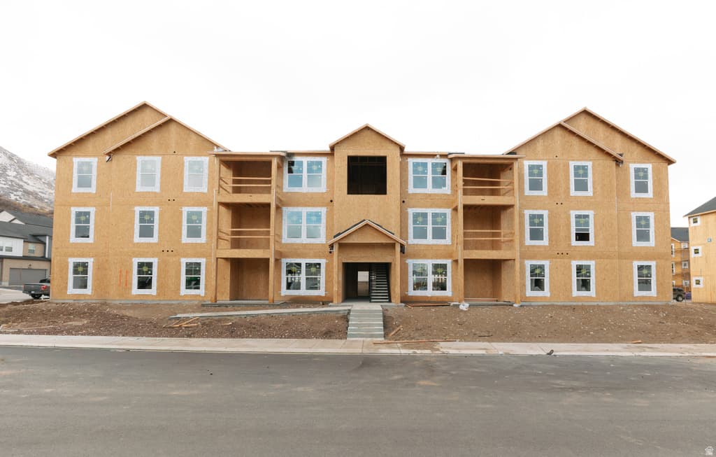 675 W 4500 S #P302 - Property photo 1 of 6