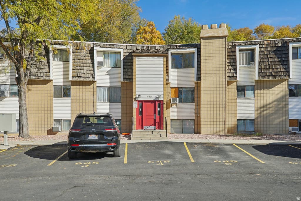 645 SWENSON AVE #3 - Property photo 1 of 6