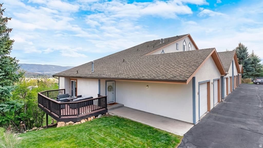 1030 OBERLAND DR #6 - Property photo 1 of 6