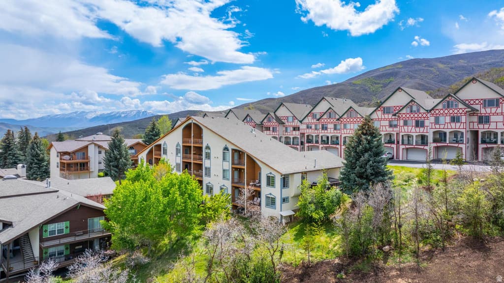 1030 OBERLAND DR #6 - Property photo 1 of 6