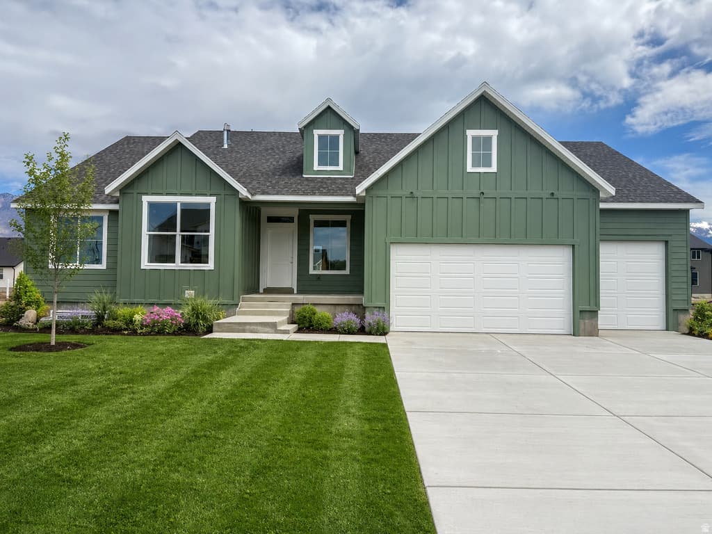 6386 S LARRY WAY #141 - Property photo 1 of 6