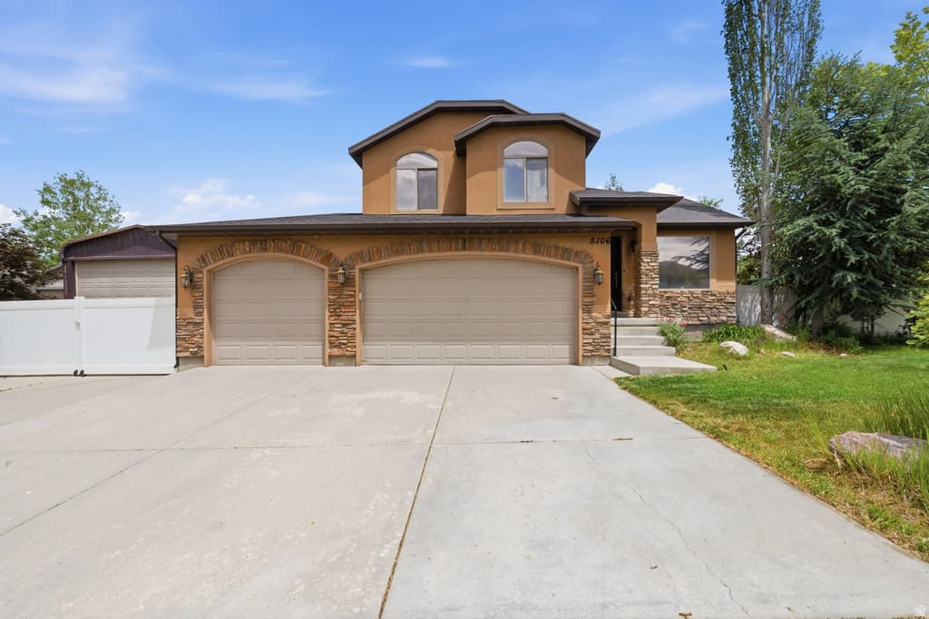 5106 W AMBER ROSE LN - Property photo 1 of 6