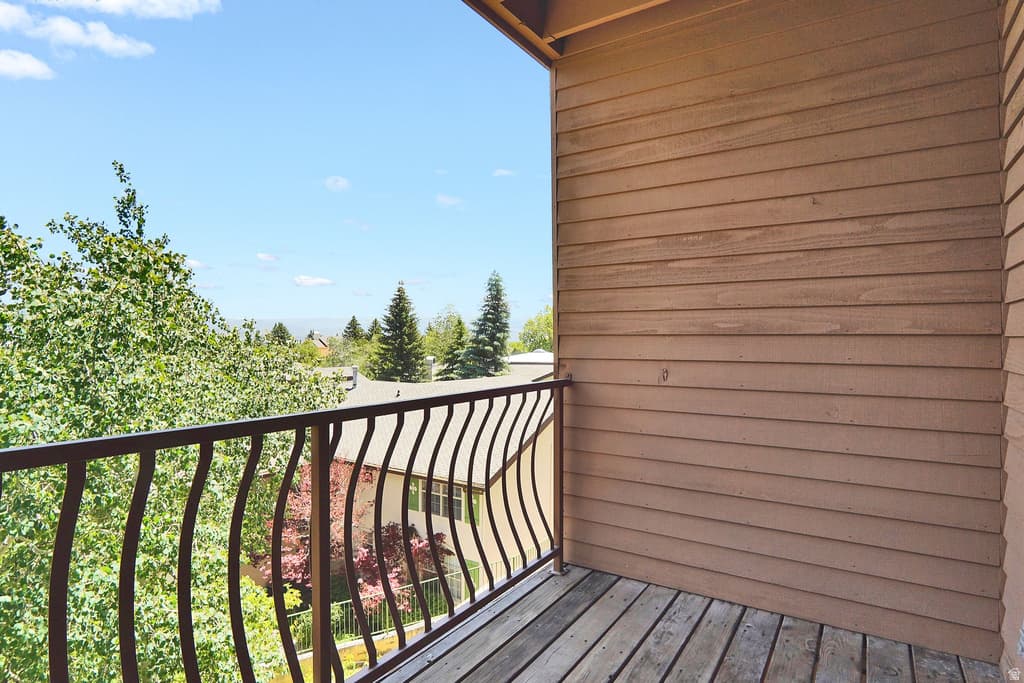1030 OBERLAND DR #B-3 - Property photo 1 of 6