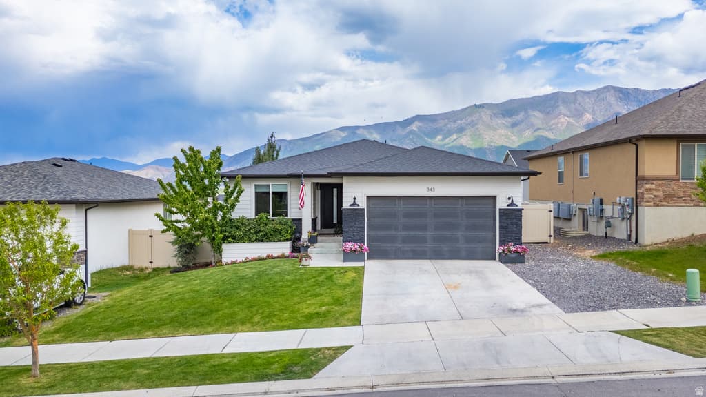 343 RED ROCK DR - Property photo 1 of 6