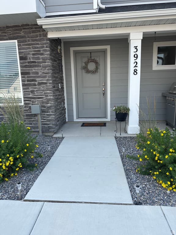 3928 COUGAR LN - Property photo 1 of 6