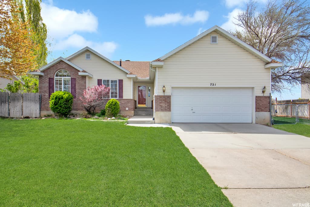 721 W 1960 N - Property photo 1 of 6