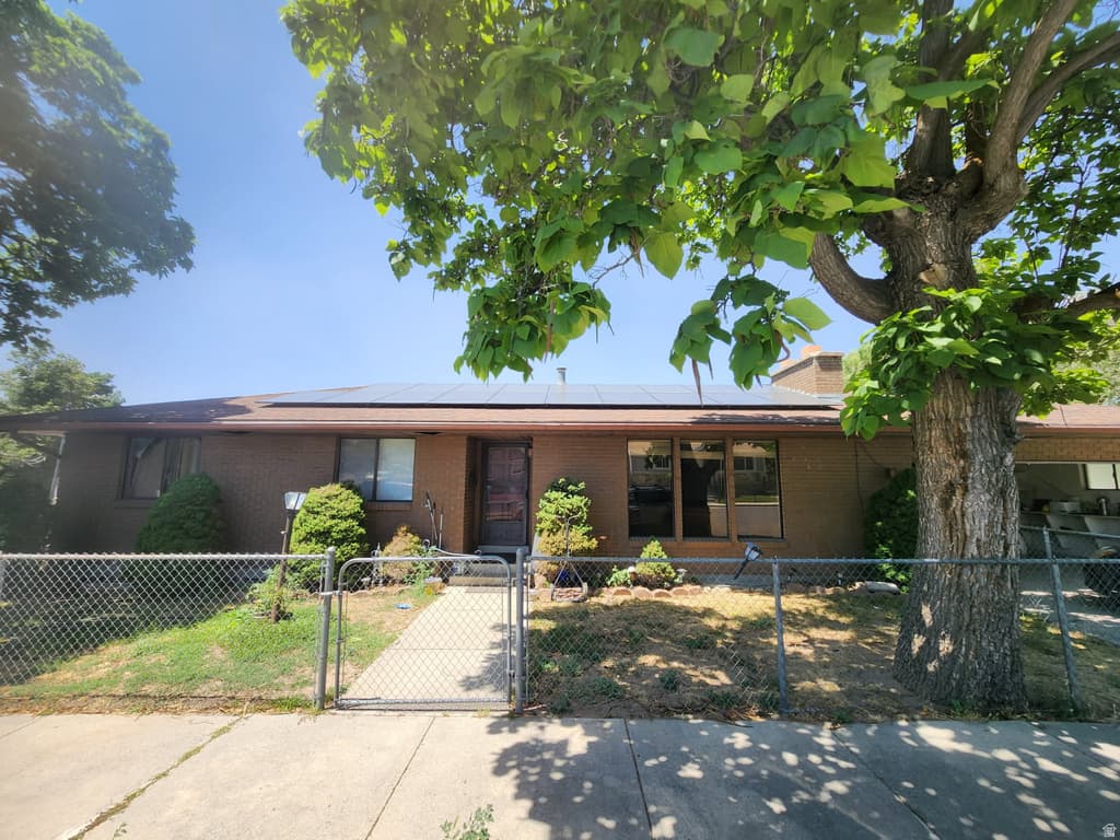 8908 S 60 E - Property photo 1 of 6