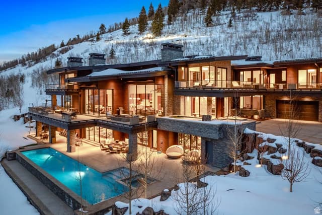 246 WHITE PINE CANYON RD