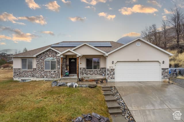 3870 W MOUNTAINTOP CIR