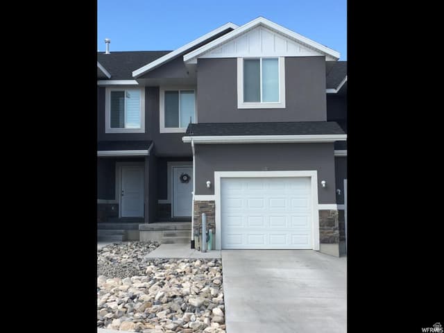 831 N GLEN EAGLE CT