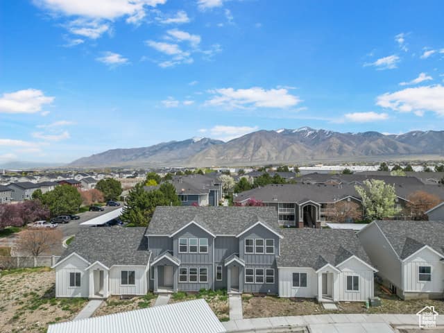 234 W CRESCENT LN #99