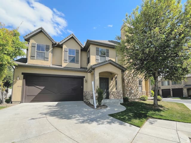 6745 S SIENNA LN