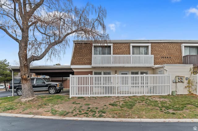 5974 S SULTAN CIR