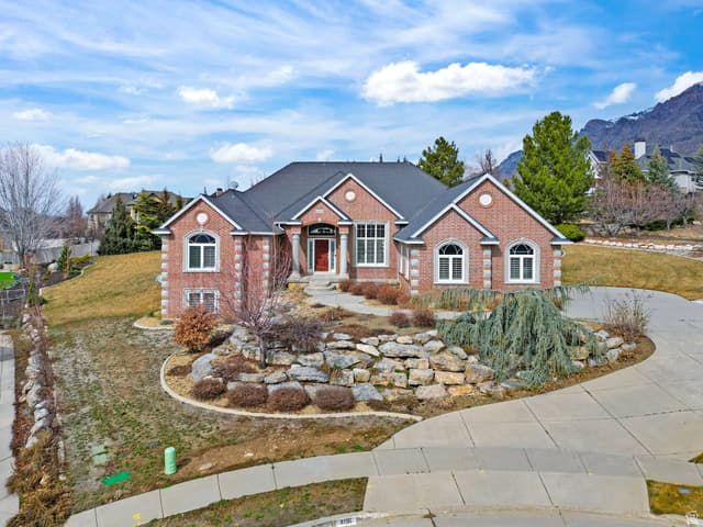 4131 N 175 W