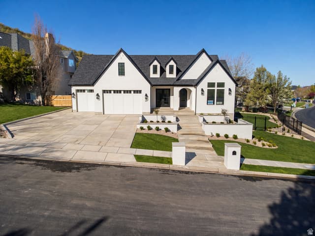 664 S WILDFLOWER CIR