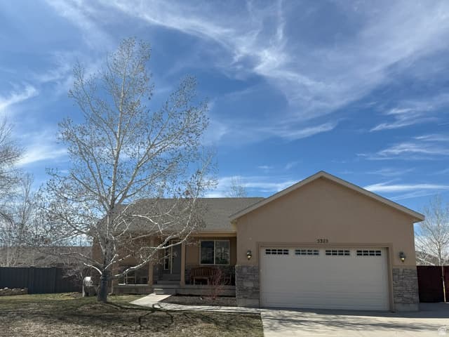 5325 S BRIDLE CIR