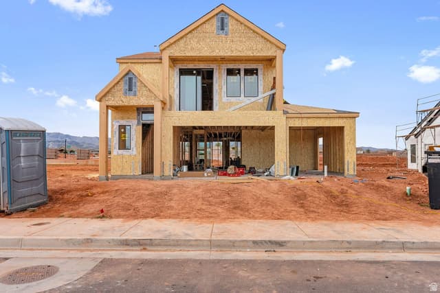 2385 PATRCIA DR