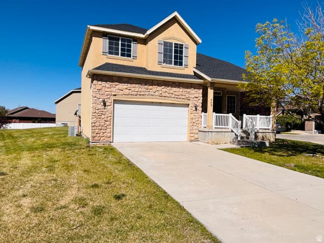 449 E APPLE BLOSSOM DR