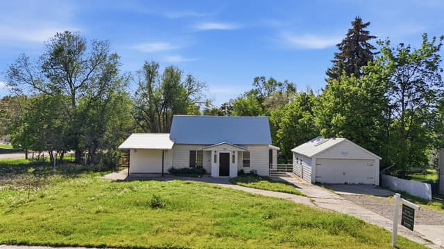 295 S MAIN ST