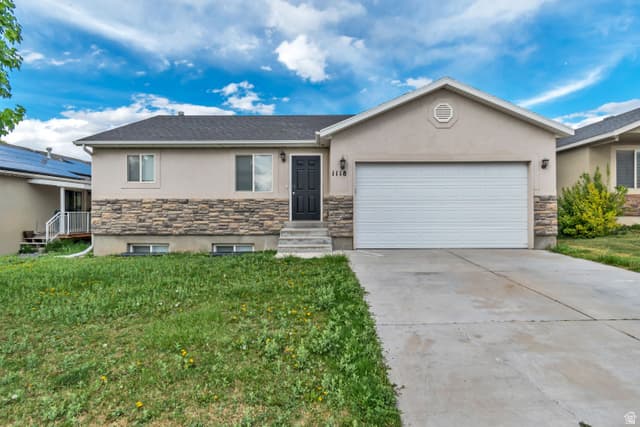 1118 N RIDGE CT