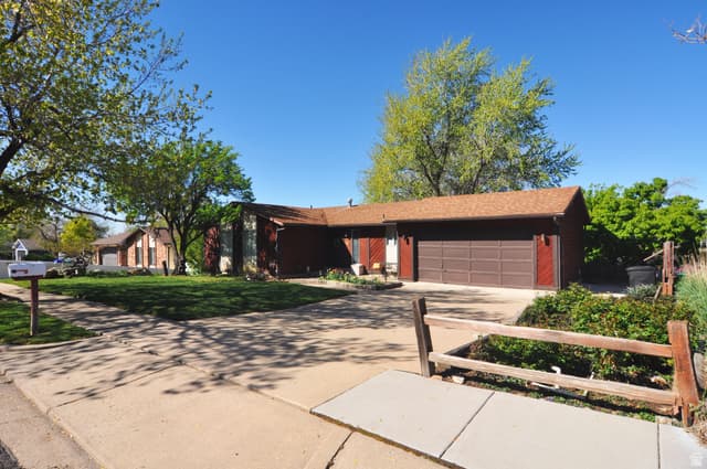 1167 N DEERFIELD DR