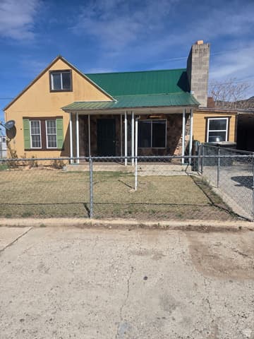 343 CARSON AVE