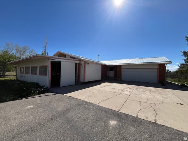 3655 N MINERSVILLE HWY