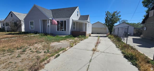 336 COLUMBIA DR