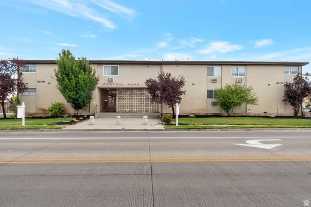 301 E 2700 S #18