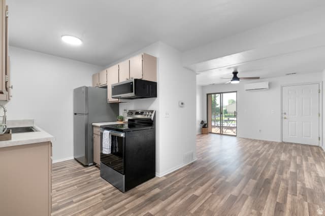 4150 S OAK MEADOWS DR #21