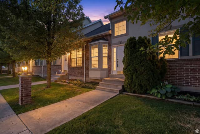 1040 N 130 W #100
