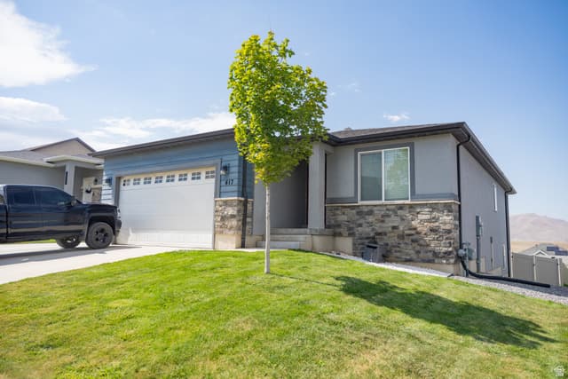417 SLATE DR