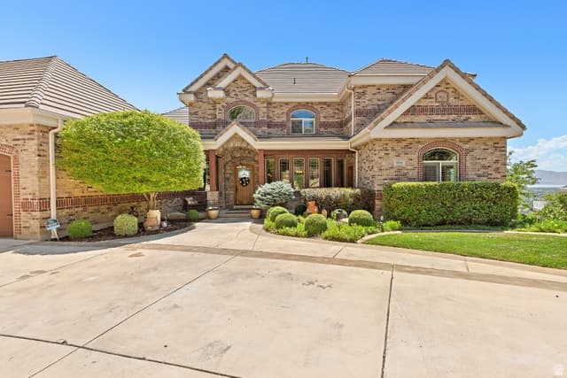 3331 W BEAR CANYON LN