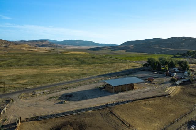 7500 S 6700 E